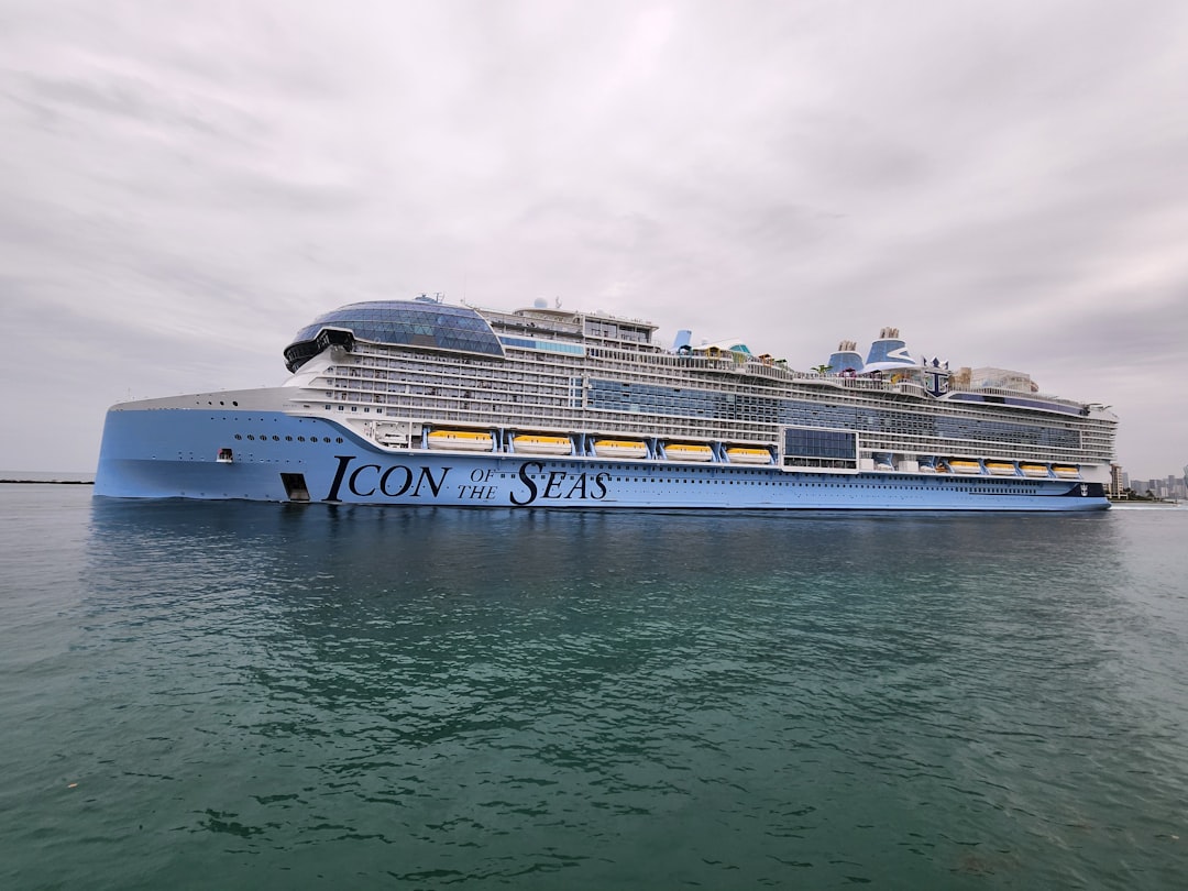 Exploring the World: The Ultimate Cruise Experience 9 Photo Luxury ship